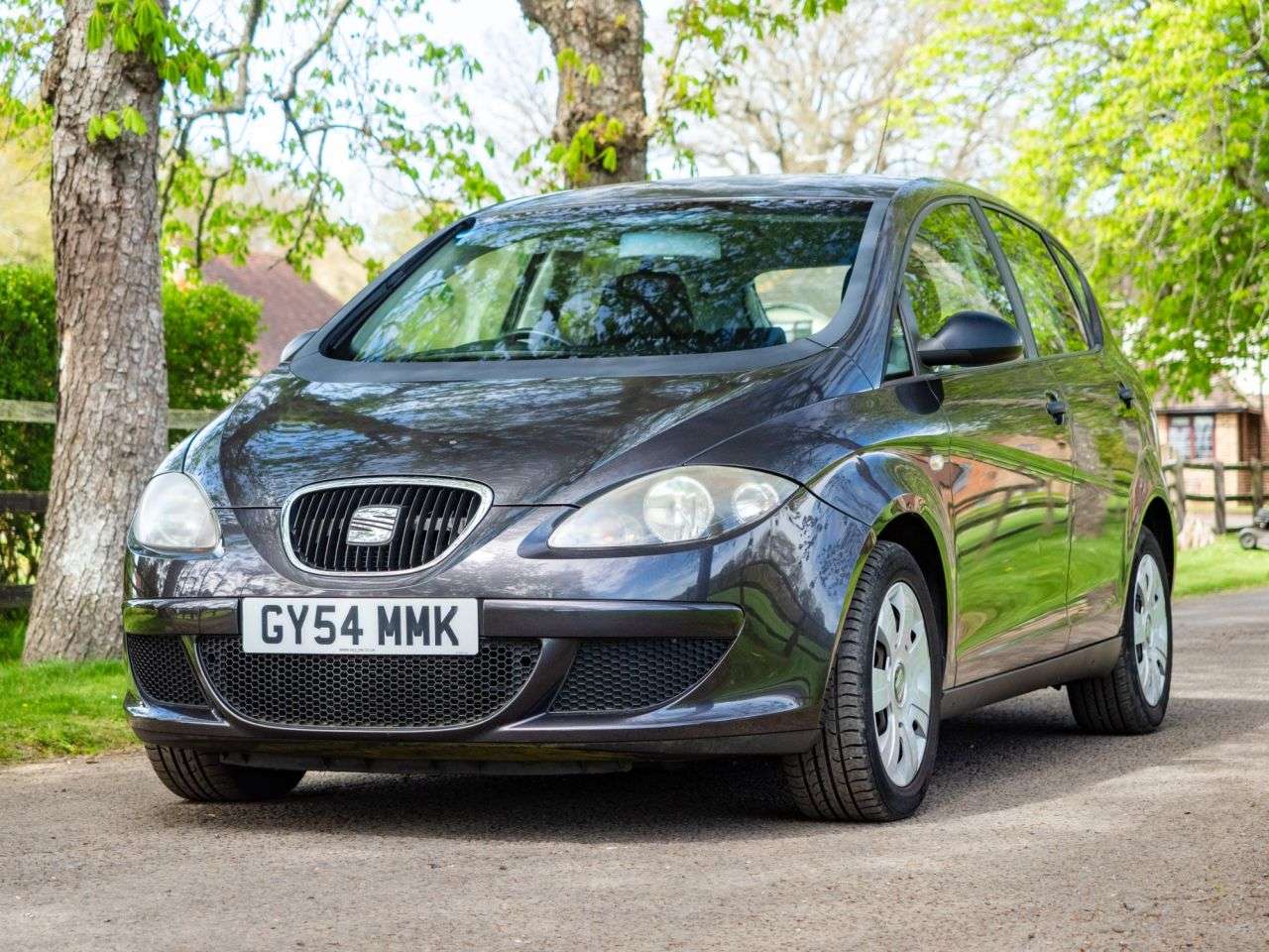 A 2004 SEAT ALTEA 1.6 Reference MPV 5dr Petrol Manual Euro 4 (102 bhp) A 2004 SEAT ALTEA 1.6 Reference MPV 5dr Petrol Manual Euro 4 (102 bhp)