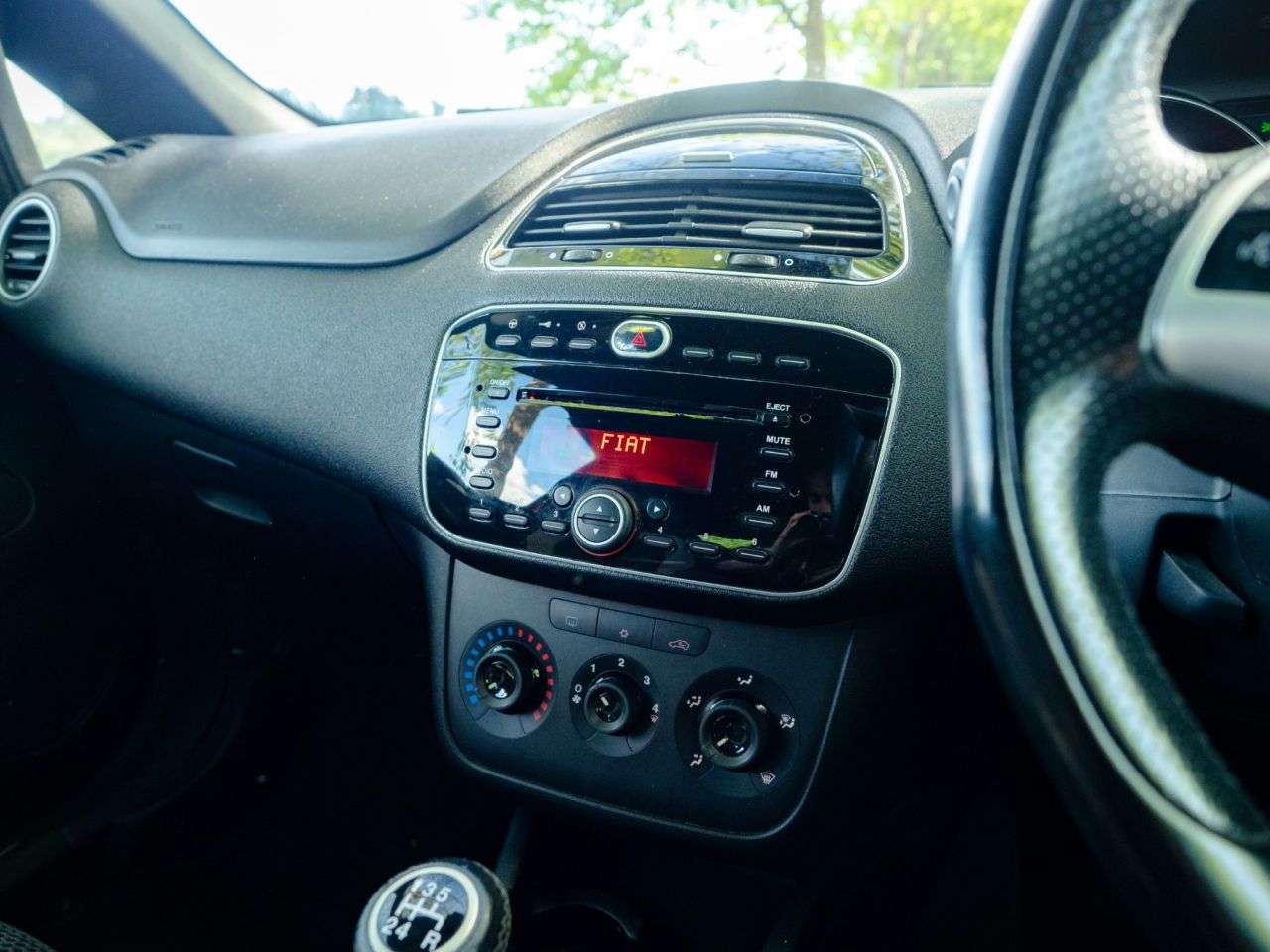2013 FIAT PUNTO 2013 FIAT PUNTO