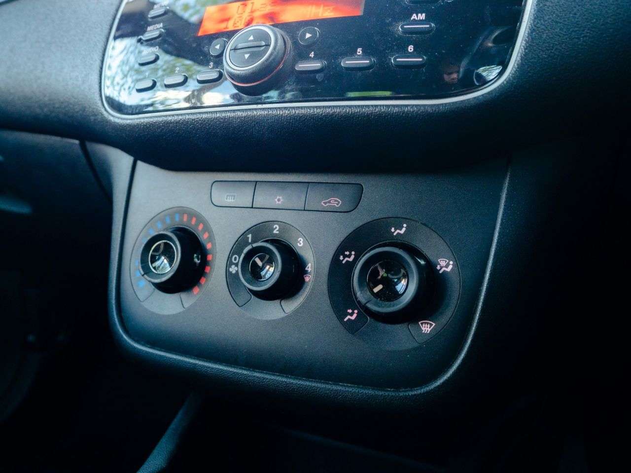 2013 FIAT PUNTO 2013 FIAT PUNTO