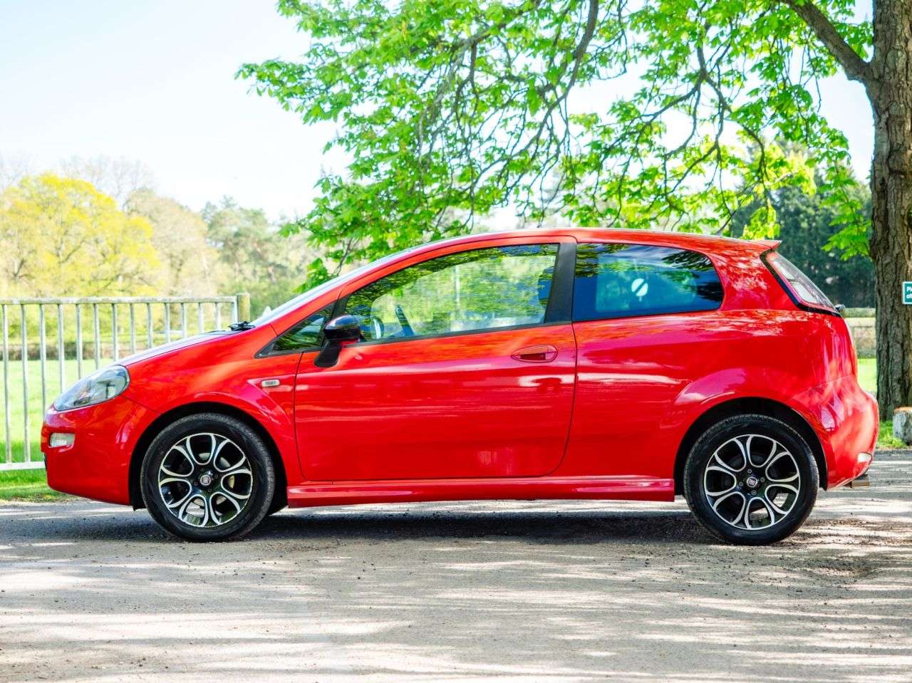 2013 FIAT PUNTO 2013 FIAT PUNTO