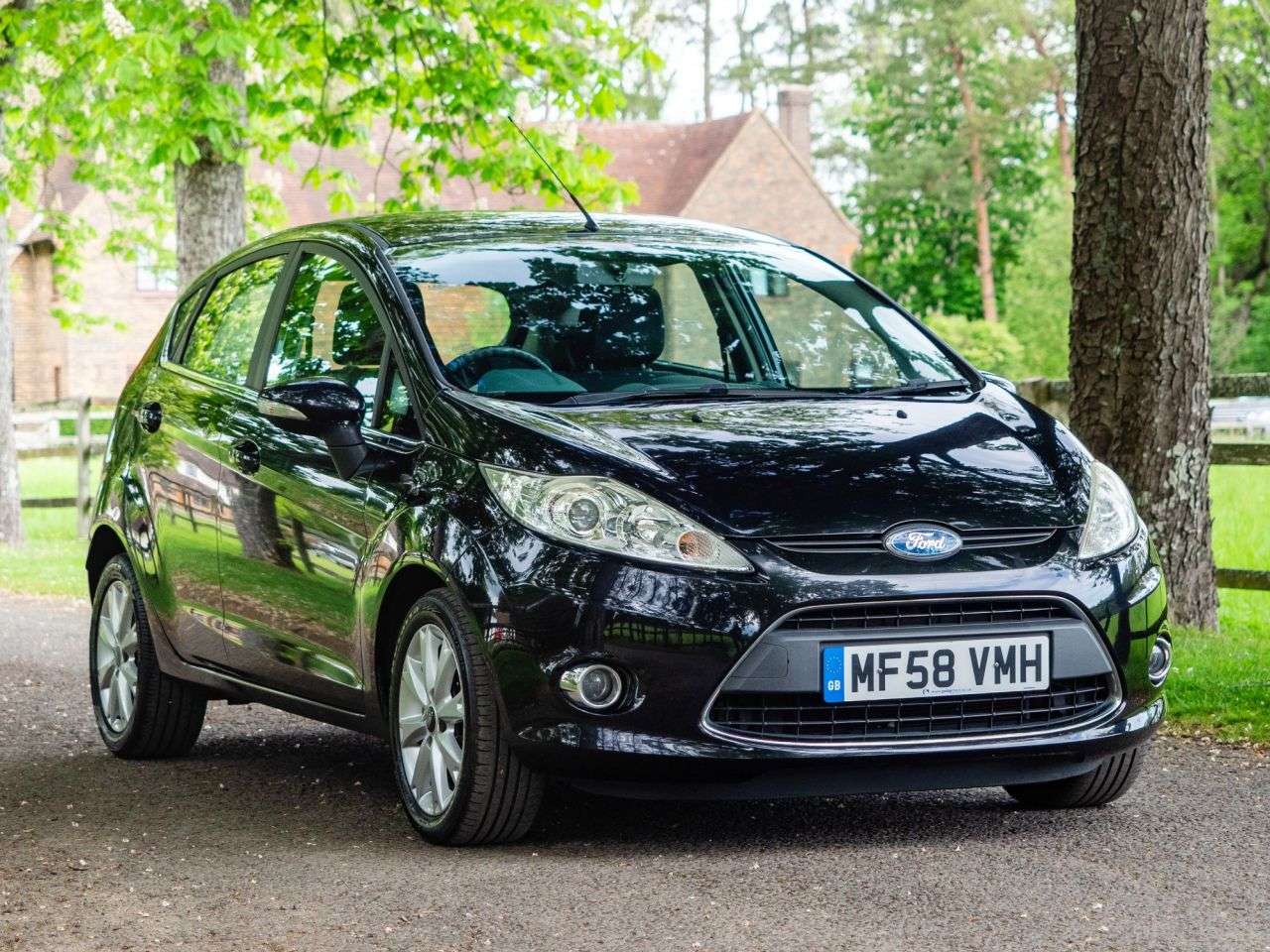 A 2008 FORD FIESTA 1.25 Zetec Hatchback 5dr Petrol Manual (133 g/km, 81 bhp) AIR CON, ALLOYS, A 2008 FORD FIESTA 1.25 Zetec Hatchback 5dr Petrol Manual (133 g/km, 81 bhp) AIR CON, ALLOYS,