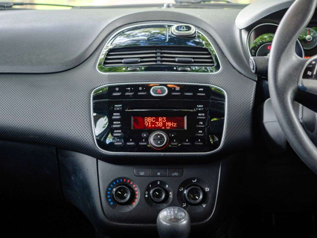 2011 FIAT PUNTO EVO 2011 FIAT PUNTO EVO