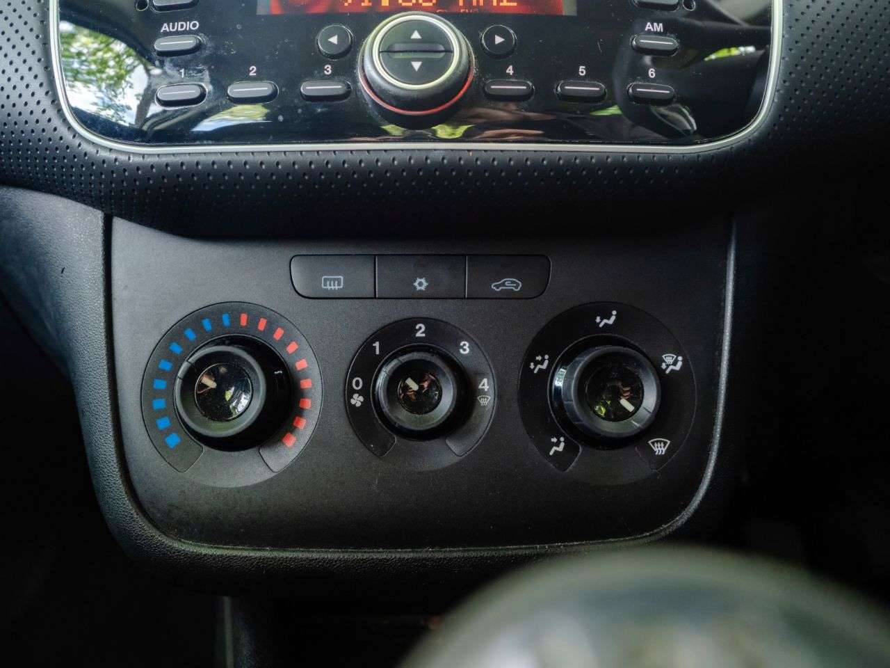 2011 FIAT PUNTO EVO 2011 FIAT PUNTO EVO