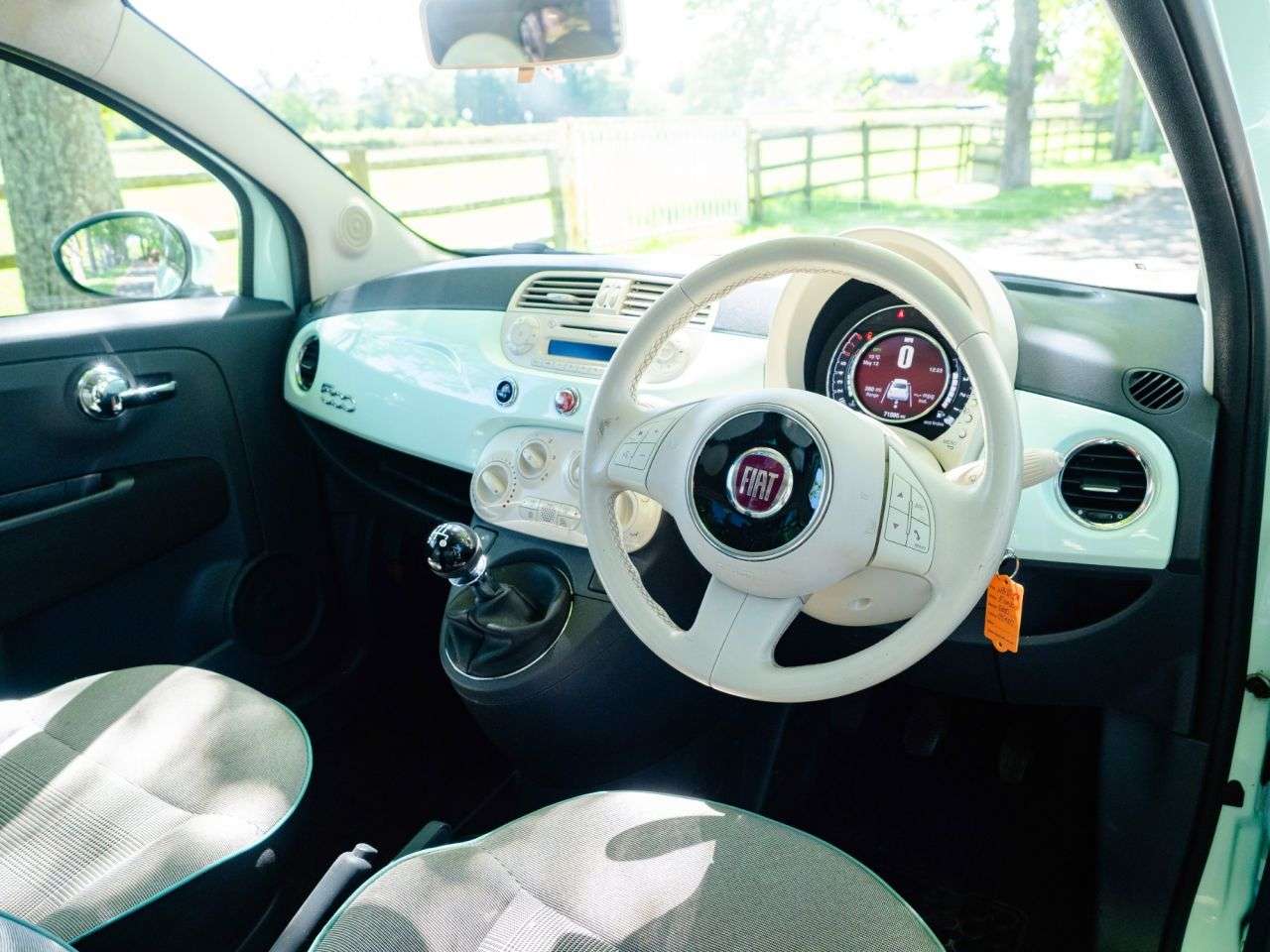 2015 FIAT 500 2015 FIAT 500