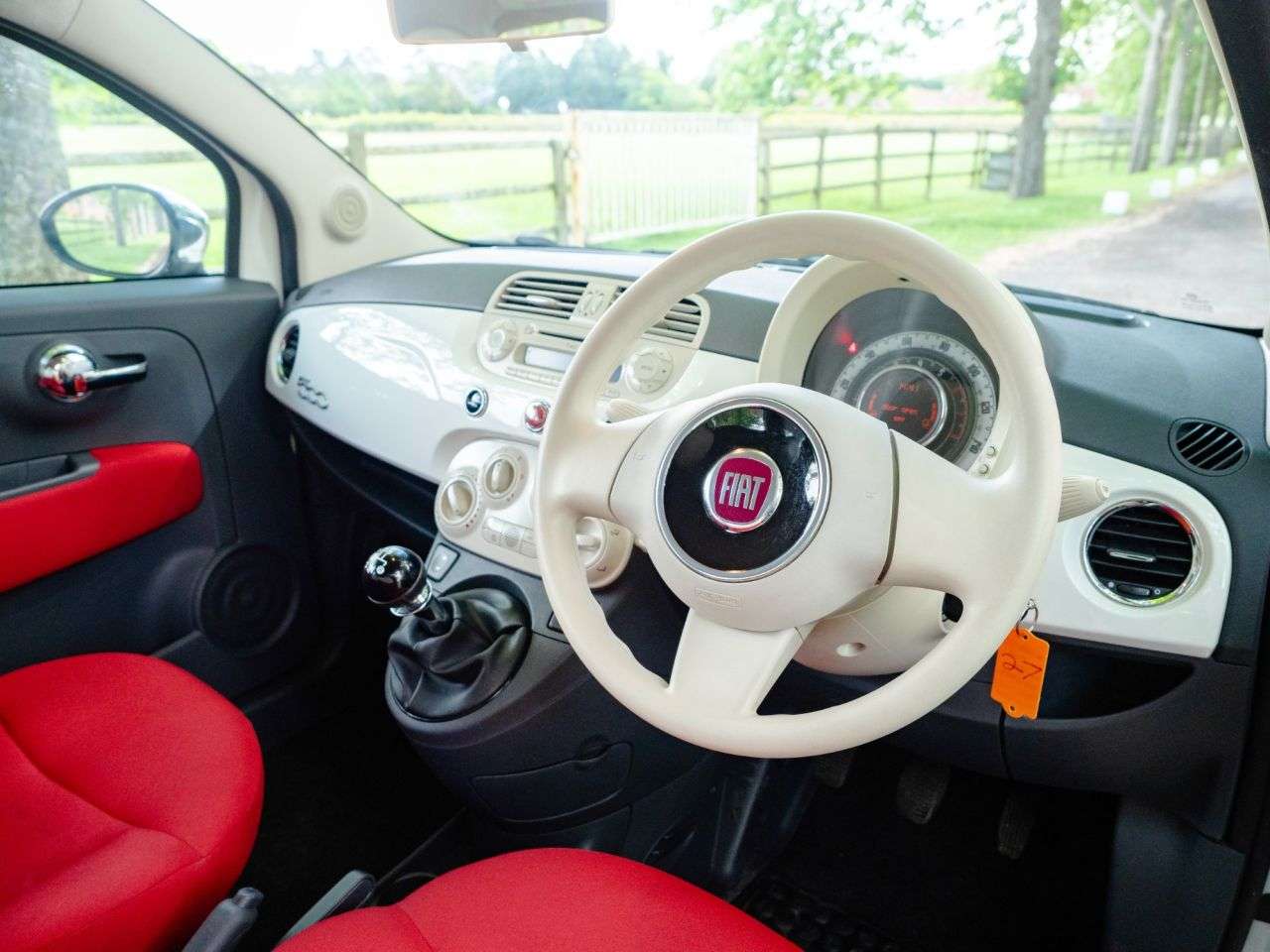 2014 FIAT 500 2014 FIAT 500