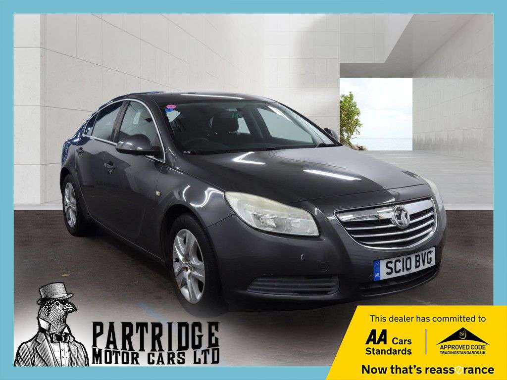 A 2010 VAUXHALL INSIGNIA 1.8 16V Exclusiv Hatchback 5dr Petrol Manual Euro 5 (140 ps) CLIMATE CTRL, A 2010 VAUXHALL INSIGNIA 1.8 16V Exclusiv Hatchback 5dr Petrol Manual Euro 5 (140 ps) CLIMATE CTRL,