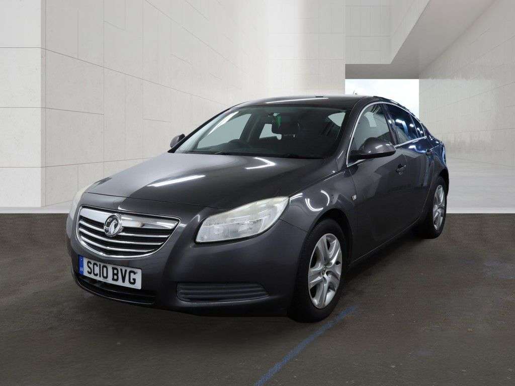 A 2010 VAUXHALL INSIGNIA 1.8 16V Exclusiv Hatchback 5dr Petrol Manual Euro 5 (140 ps) CLIMATE CTRL, A 2010 VAUXHALL INSIGNIA 1.8 16V Exclusiv Hatchback 5dr Petrol Manual Euro 5 (140 ps) CLIMATE CTRL,