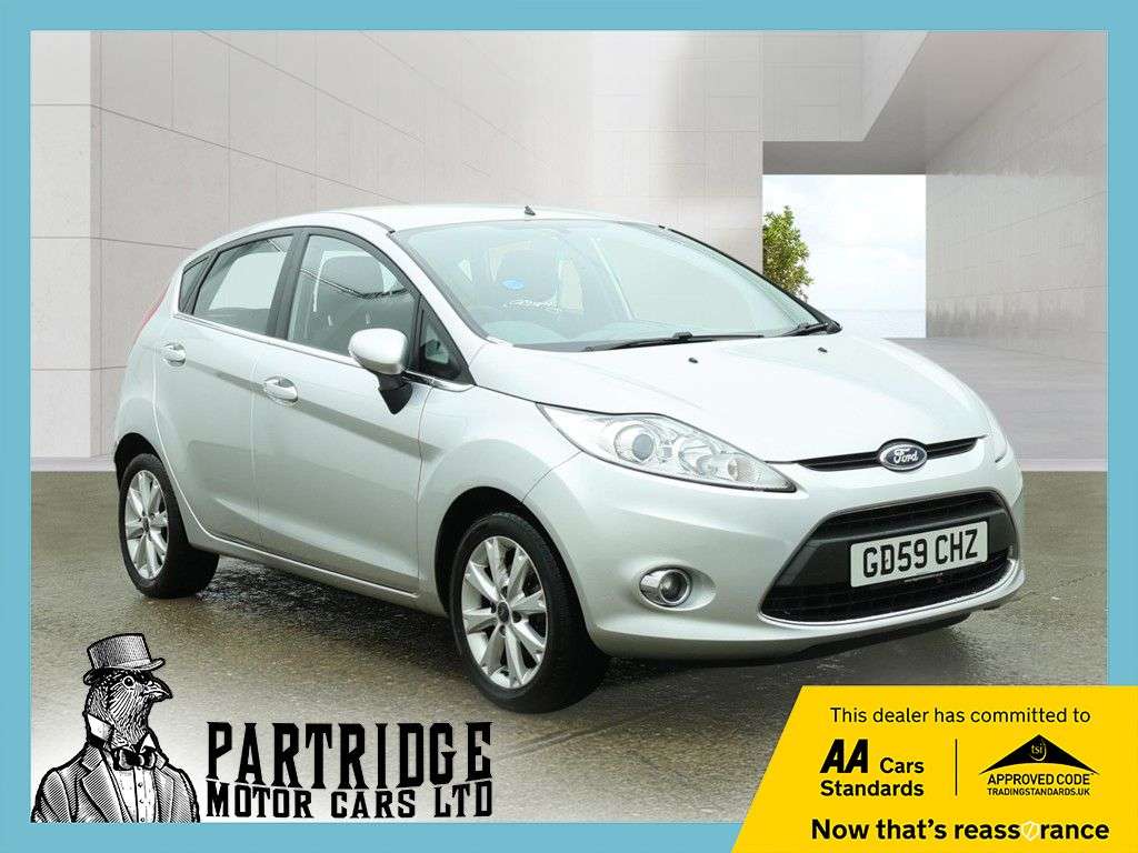 A 2010 FORD FIESTA 1.4 Zetec Hatchback 5dr Petrol Manual (133 g/km, 94 bhp) AIR CON, PARKING S A 2010 FORD FIESTA 1.4 Zetec Hatchback 5dr Petrol Manual (133 g/km, 94 bhp) AIR CON, PARKING S