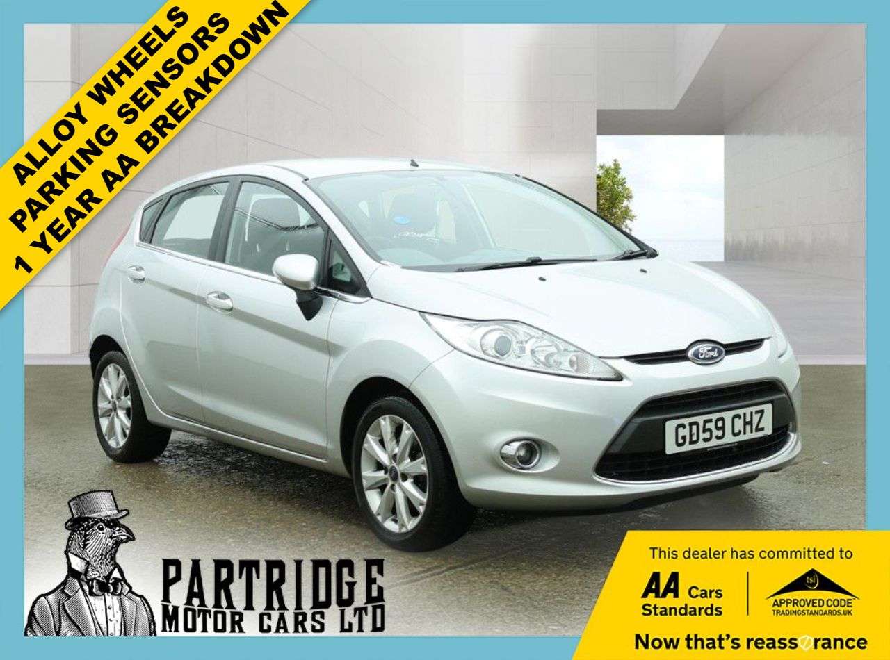 A 2010 FORD FIESTA 1.4 Zetec Hatchback 5dr Petrol Manual (133 g/km, 94 bhp) AIR CON, PARKING S A 2010 FORD FIESTA 1.4 Zetec Hatchback 5dr Petrol Manual (133 g/km, 94 bhp) AIR CON, PARKING S