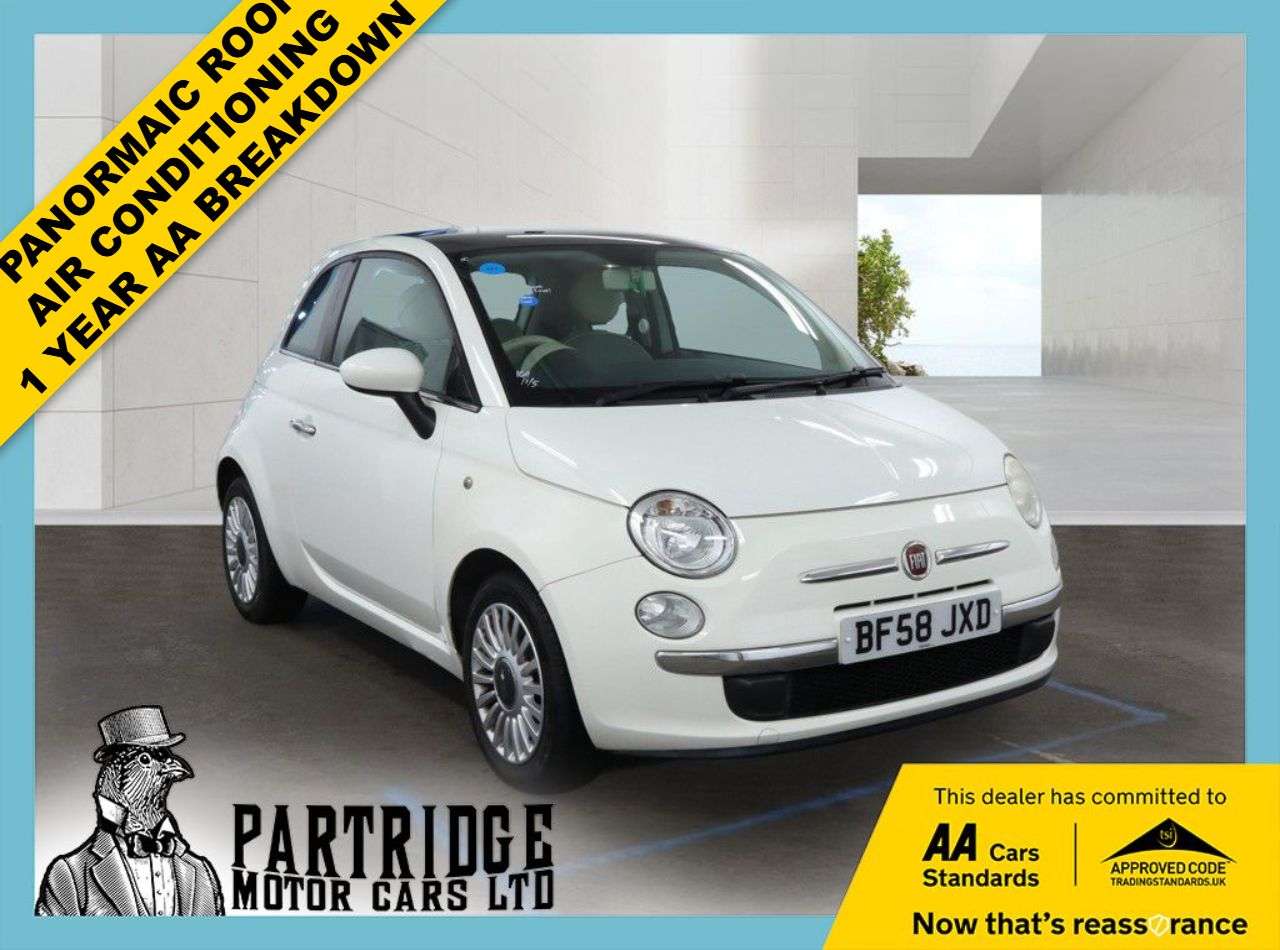 A 2008 FIAT 500 1.2 Lounge Hatchback 3dr Petrol Manual Euro 4 (69 bhp) AIR CON, PAN ROOF, A A 2008 FIAT 500 1.2 Lounge Hatchback 3dr Petrol Manual Euro 4 (69 bhp) AIR CON, PAN ROOF, A