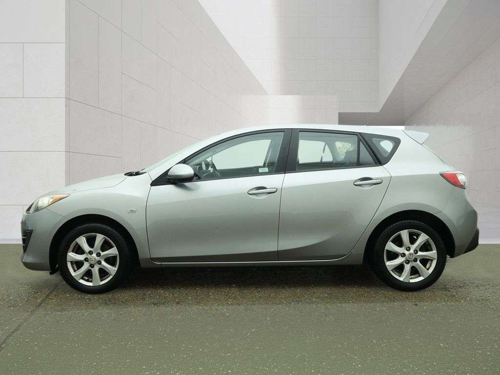 2011 MAZDA MAZDA3 2011 MAZDA MAZDA3