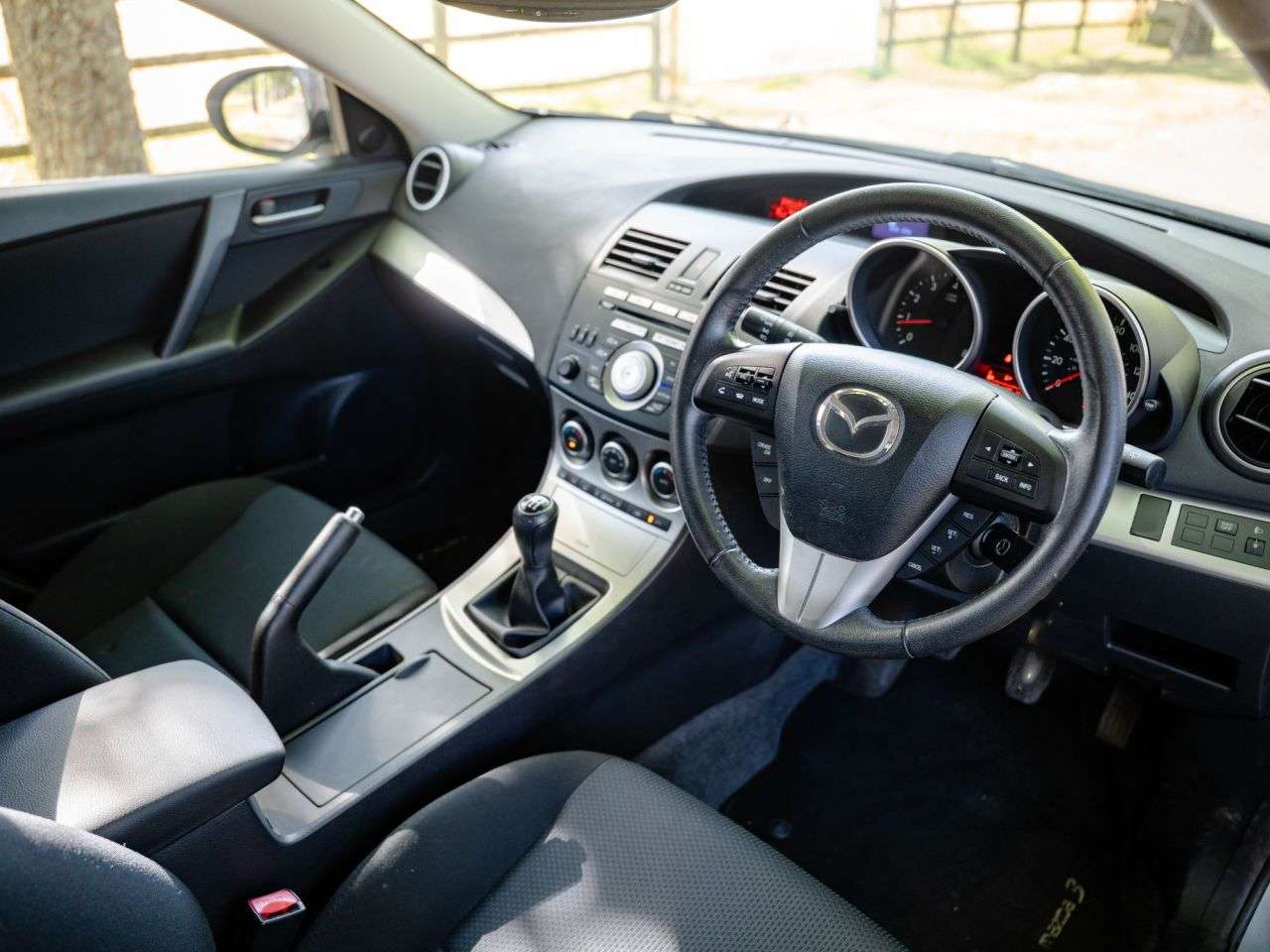 2011 MAZDA MAZDA3 2011 MAZDA MAZDA3
