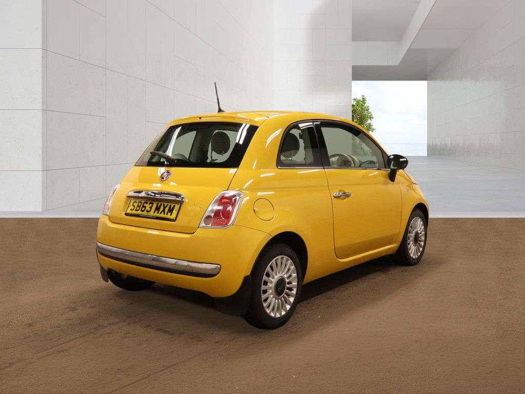 2013 FIAT 500 2013 FIAT 500