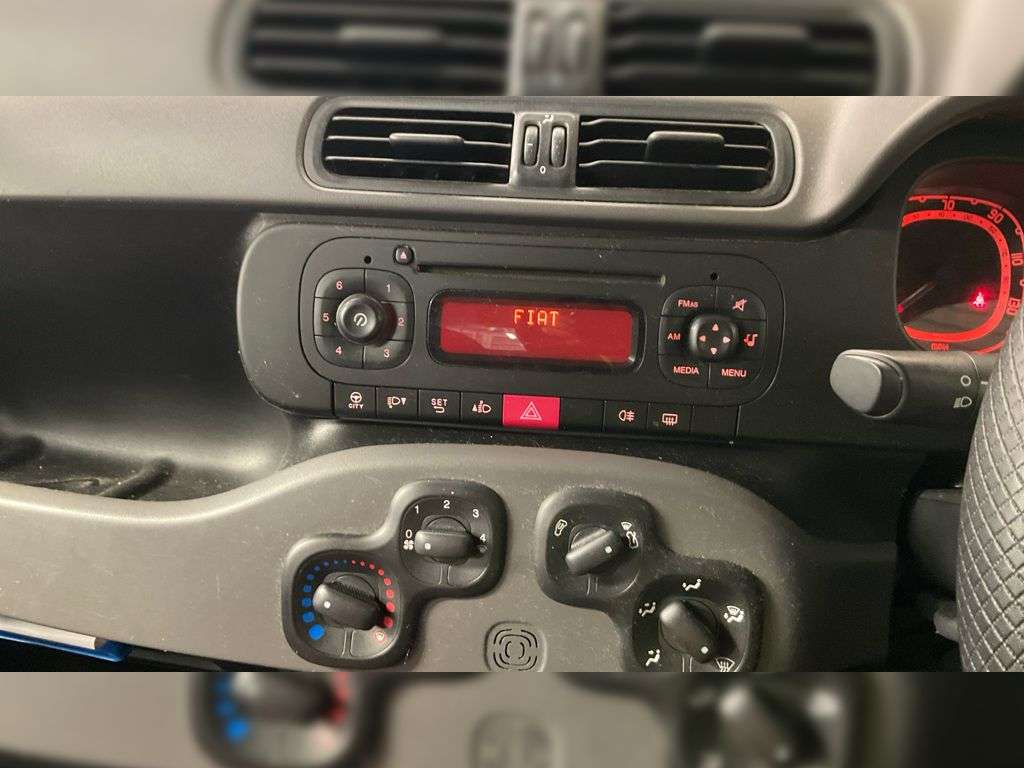 2013 FIAT PANDA 2013 FIAT PANDA