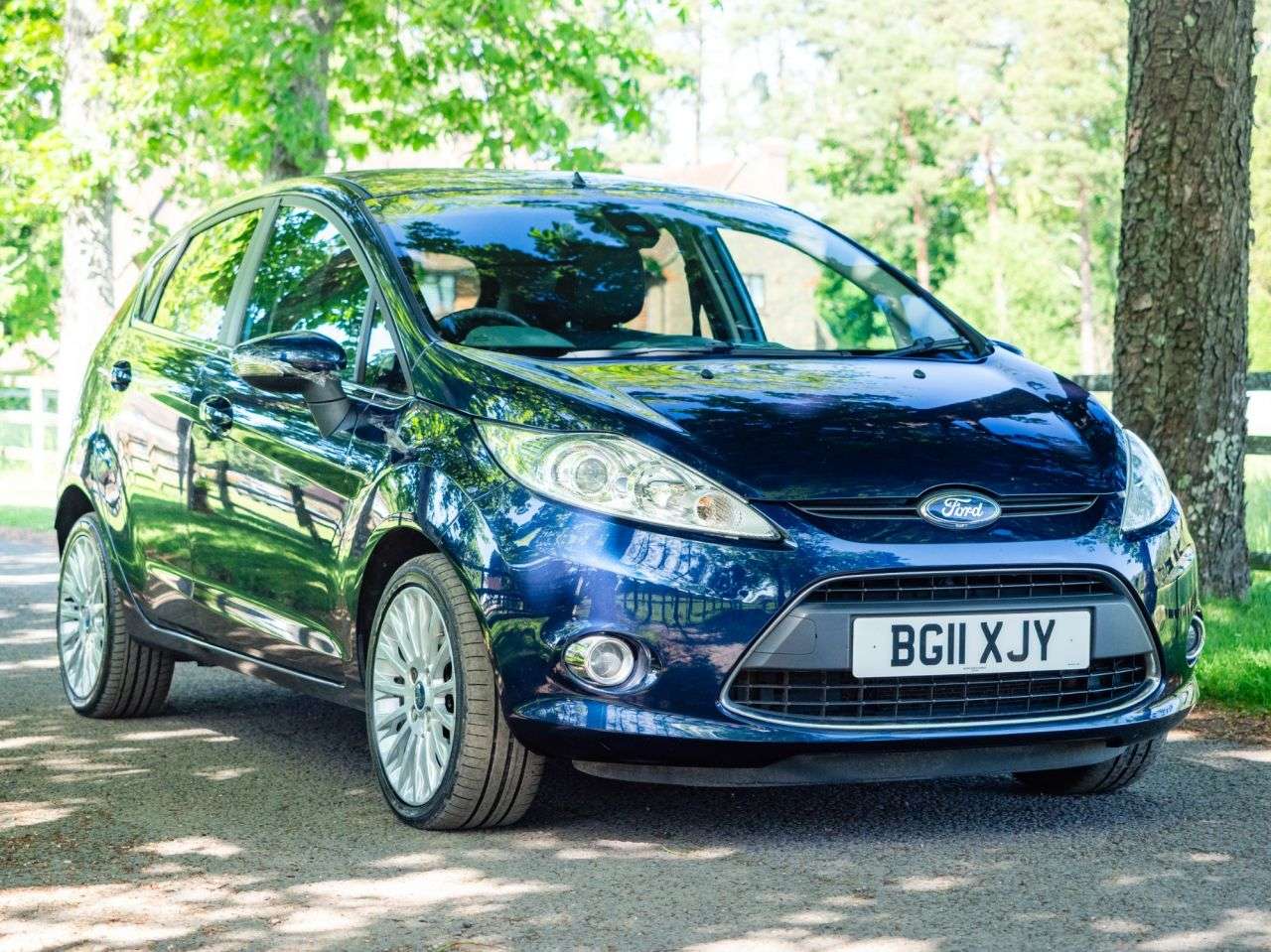 A 2011 FORD FIESTA 1.4 Titanium Hatchback 5dr Petrol Manual (133 g/km, 94 bhp) PARKING SNSRS, A 2011 FORD FIESTA 1.4 Titanium Hatchback 5dr Petrol Manual (133 g/km, 94 bhp) PARKING SNSRS,