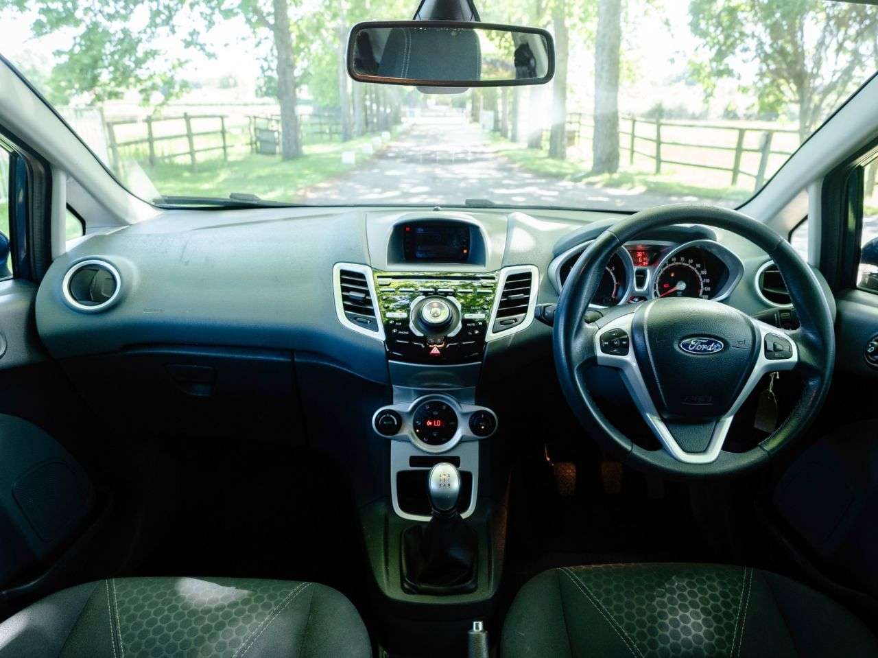 2011 FORD FIESTA 2011 FORD FIESTA
