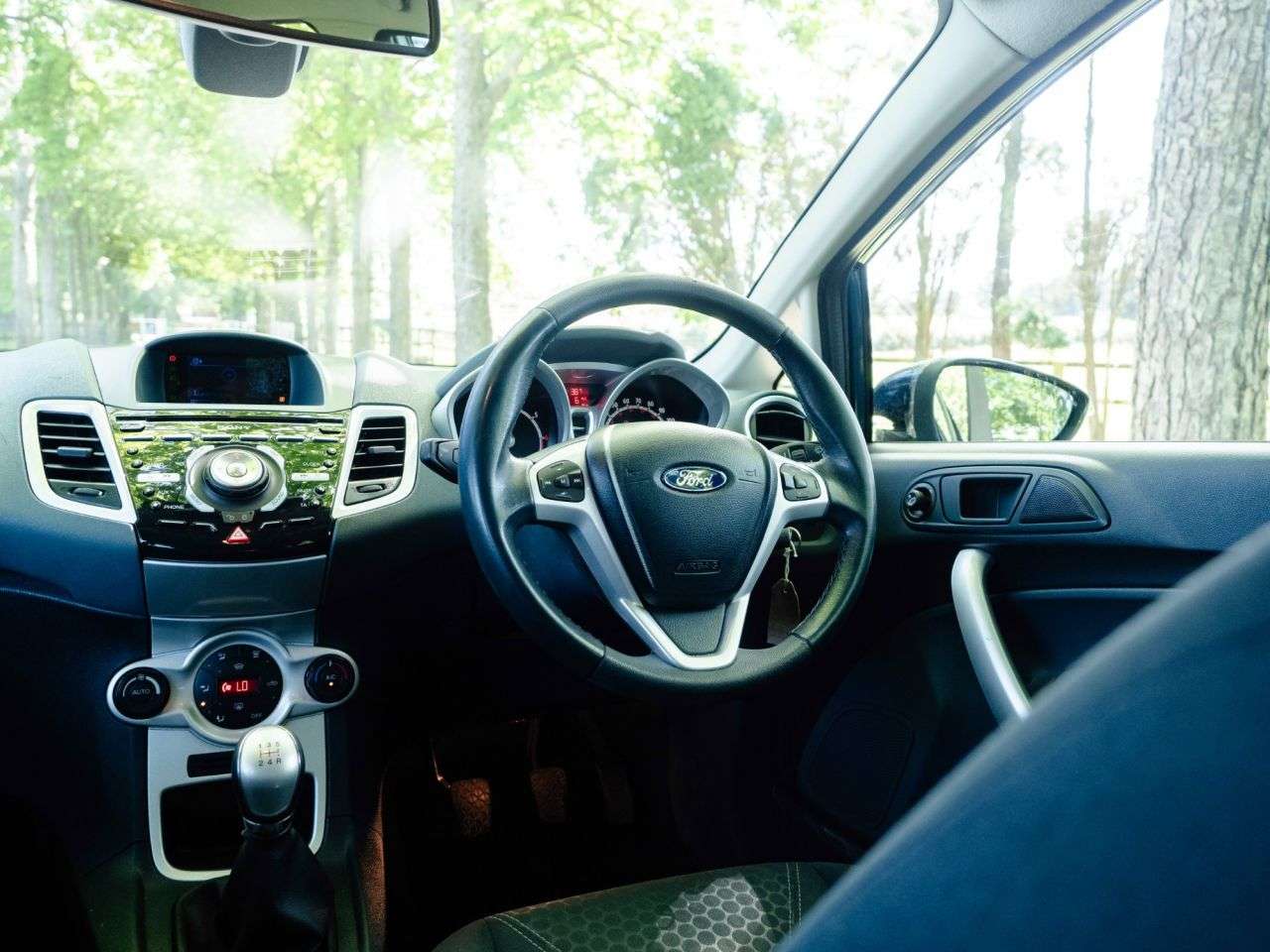 2011 FORD FIESTA 2011 FORD FIESTA