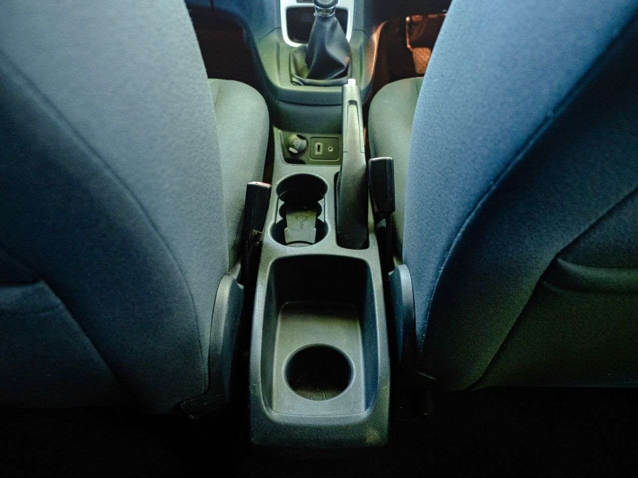 2011 FORD FIESTA 2011 FORD FIESTA