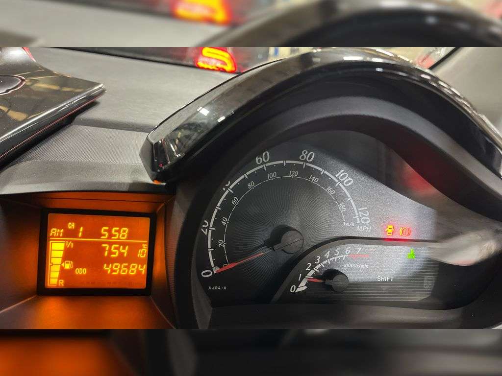 2011 TOYOTA IQ 2011 TOYOTA IQ
