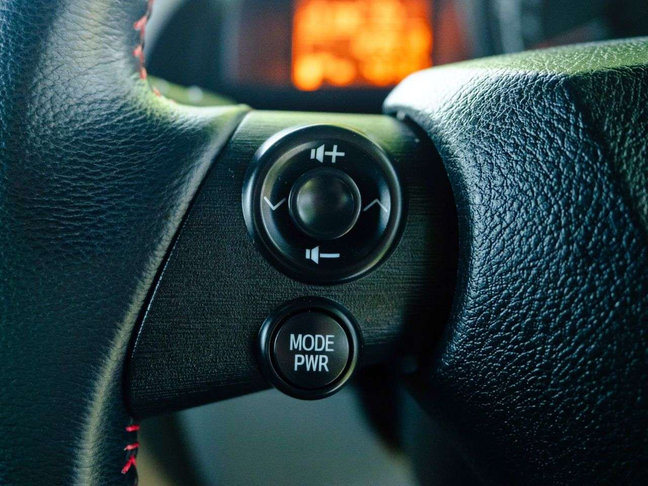 2011 TOYOTA IQ 2011 TOYOTA IQ