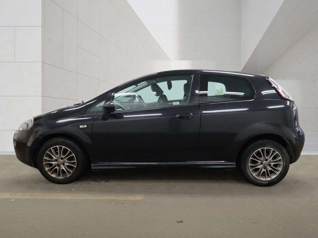 2012 FIAT PUNTO 2012 FIAT PUNTO