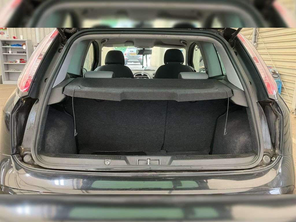 2012 FIAT PUNTO 2012 FIAT PUNTO