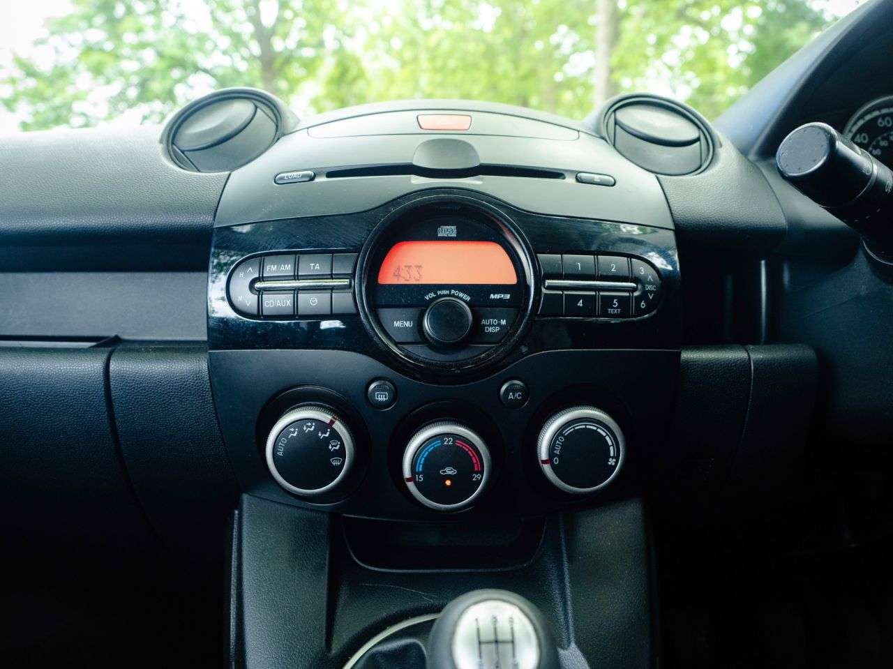 2011 MAZDA MAZDA2 2011 MAZDA MAZDA2