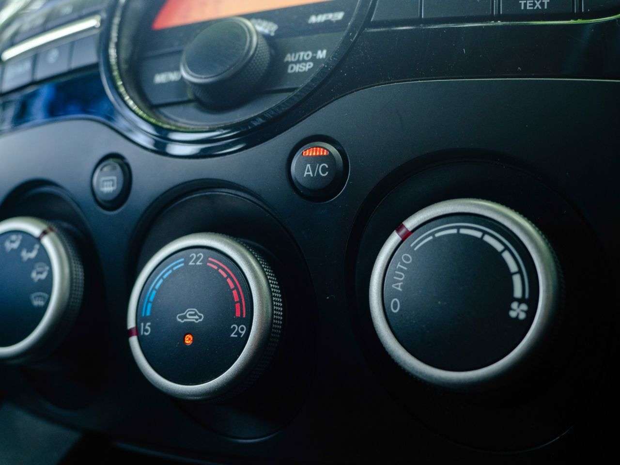 2011 MAZDA MAZDA2 2011 MAZDA MAZDA2