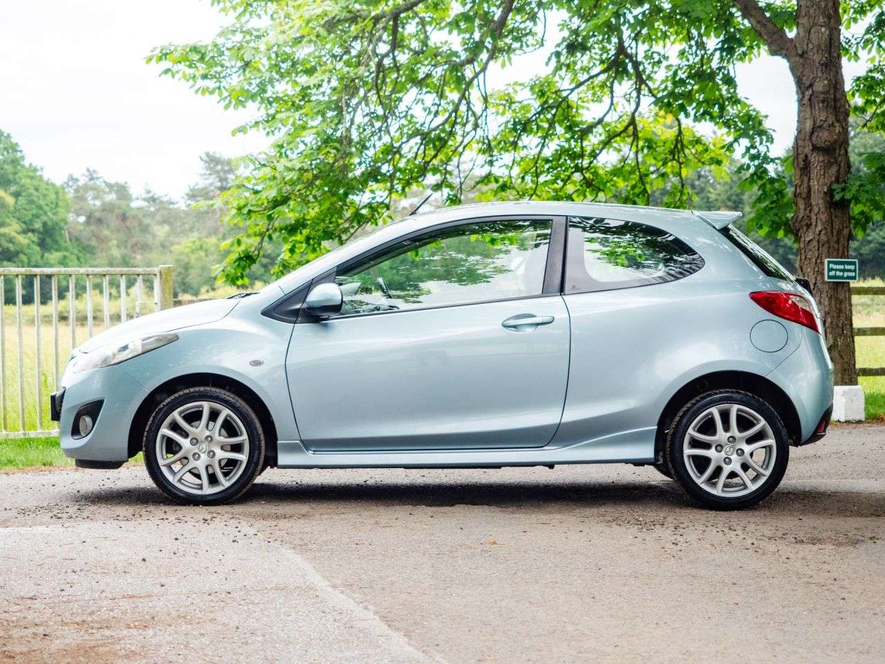 2011 MAZDA MAZDA2 2011 MAZDA MAZDA2
