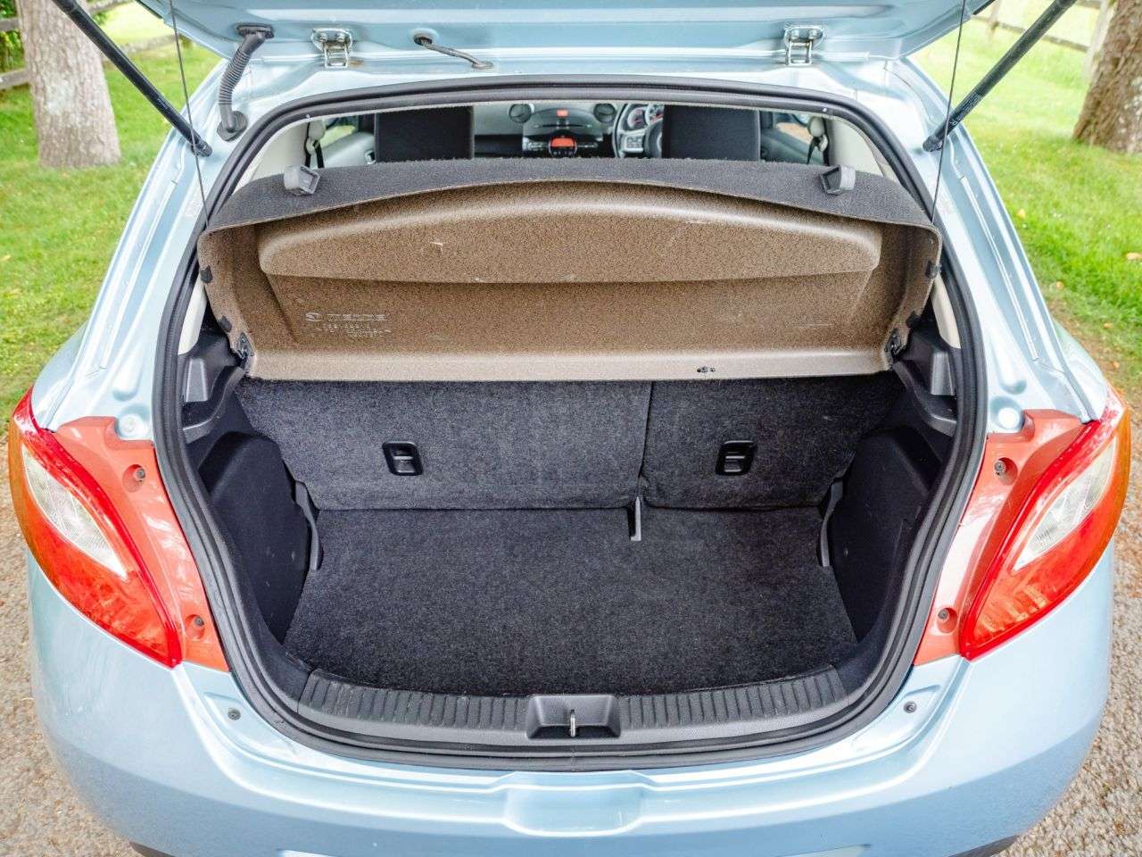 2011 MAZDA MAZDA2 2011 MAZDA MAZDA2