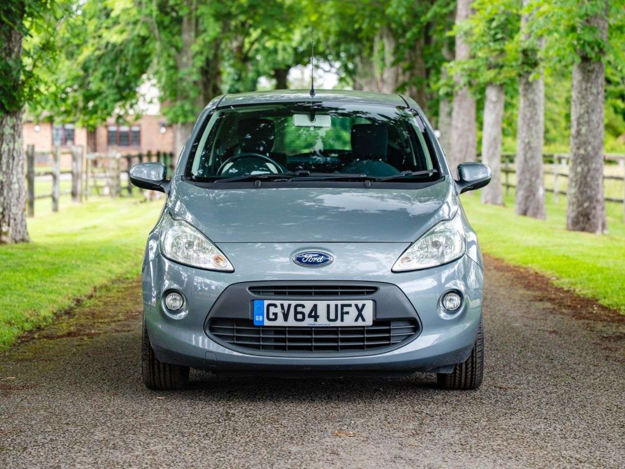 A 2015 FORD KA 1.2 Zetec Hatchback 3dr Petrol Manual Euro 5 (s/s) (69 ps) AIR CON, ALLOYS, A 2015 FORD KA 1.2 Zetec Hatchback 3dr Petrol Manual Euro 5 (s/s) (69 ps) AIR CON, ALLOYS,
