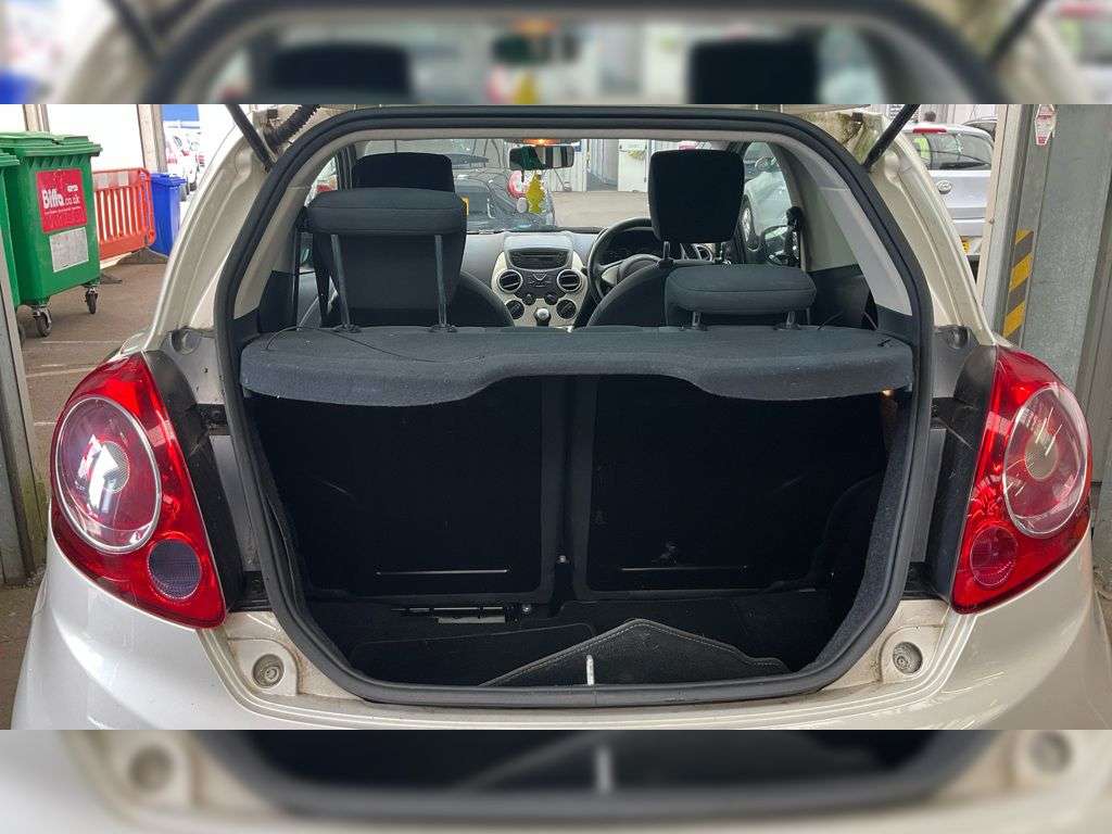 2011 FORD KA 2011 FORD KA