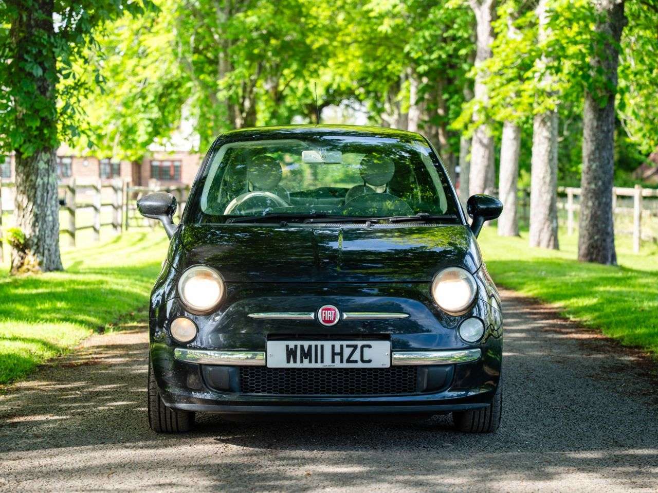 A 2011 FIAT 500 1.2 Lounge Hatchback 3dr Petrol Manual Euro 5 (s/s) (69 bhp) AIR CON, ALLOY A 2011 FIAT 500 1.2 Lounge Hatchback 3dr Petrol Manual Euro 5 (s/s) (69 bhp) AIR CON, ALLOY