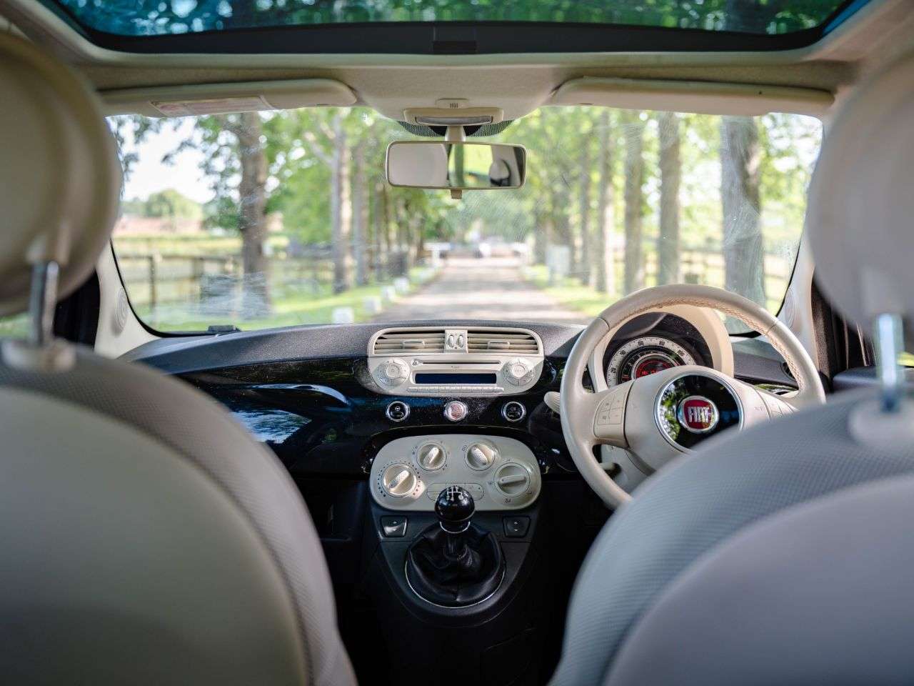 2011 FIAT 500 2011 FIAT 500