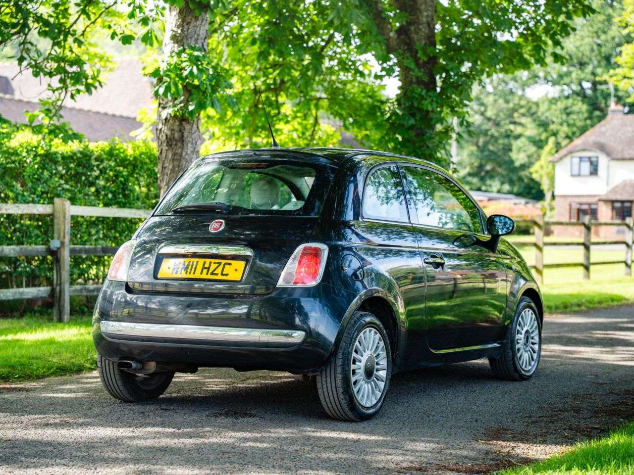 2011 FIAT 500 2011 FIAT 500