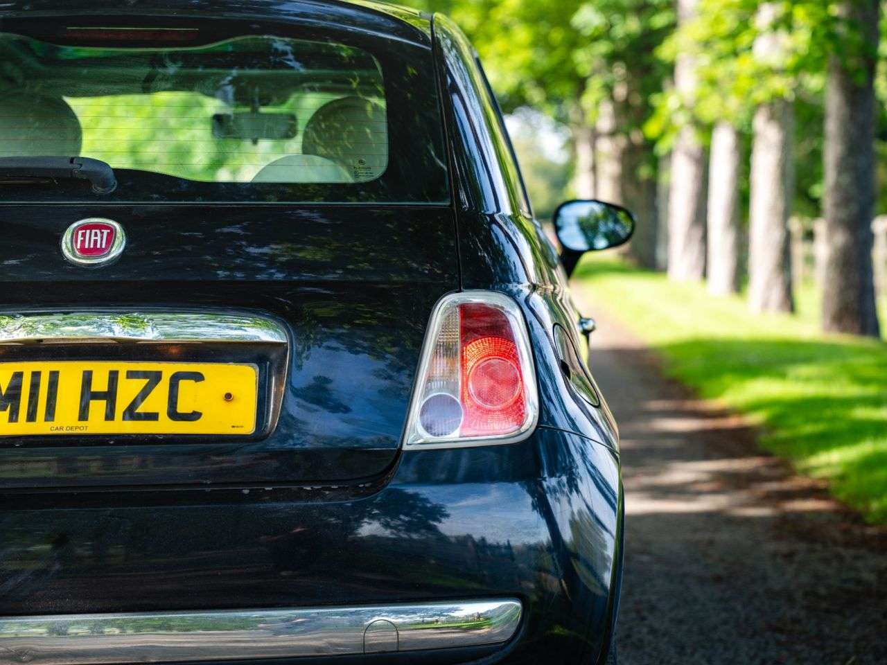 2011 FIAT 500 2011 FIAT 500
