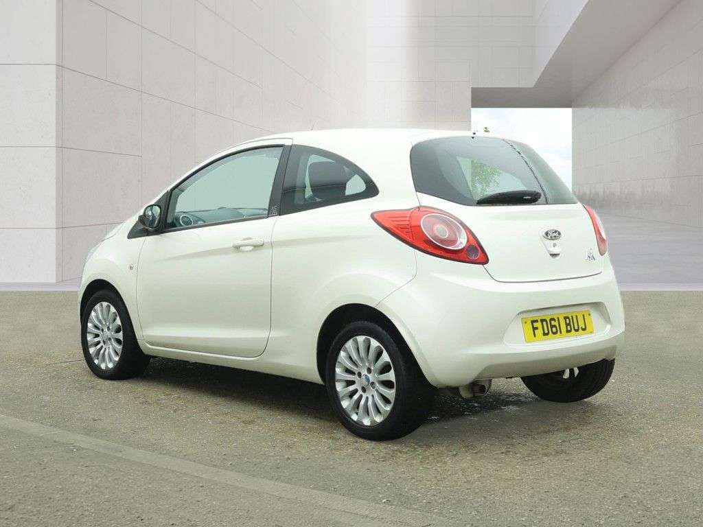 A 2011 FORD KA 1.2 Zetec Hatchback 3dr Petrol Manual Euro 5 (s/s) (69 ps) AIR CON, LOW MIL A 2011 FORD KA 1.2 Zetec Hatchback 3dr Petrol Manual Euro 5 (s/s) (69 ps) AIR CON, LOW MIL