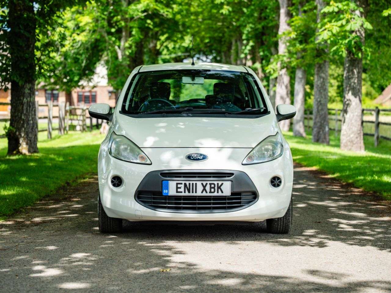 A 2011 FORD KA 1.2 Edge Hatchback 3dr Petrol Manual Euro 5 (s/s) (69 ps) LOW MILES, AIR CO A 2011 FORD KA 1.2 Edge Hatchback 3dr Petrol Manual Euro 5 (s/s) (69 ps) LOW MILES, AIR CO
