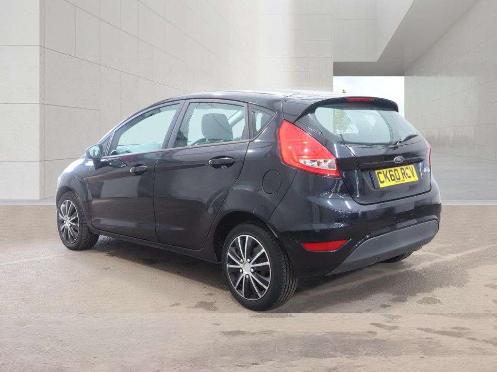 A 2010 FORD FIESTA 1.25 Edge Hatchback 5dr Petrol Manual (129 g/km, 81 bhp) AUX IMP3 IN, AIR C A 2010 FORD FIESTA 1.25 Edge Hatchback 5dr Petrol Manual (129 g/km, 81 bhp) AUX IMP3 IN, AIR C