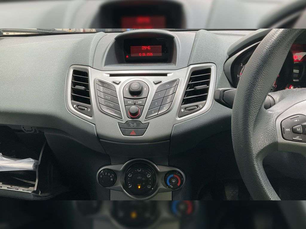 2010 FORD FIESTA 2010 FORD FIESTA