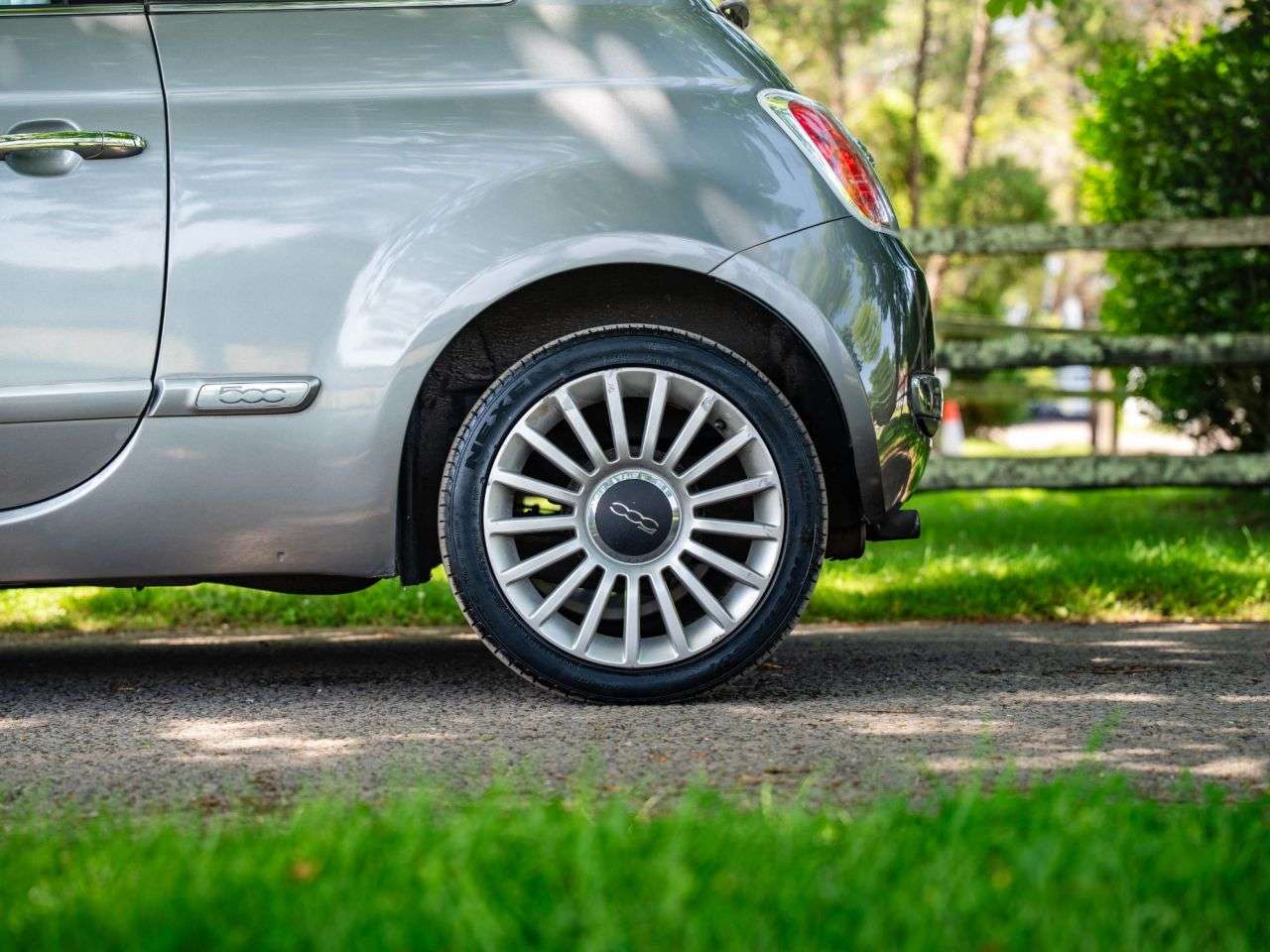 2011 FIAT 500 2011 FIAT 500