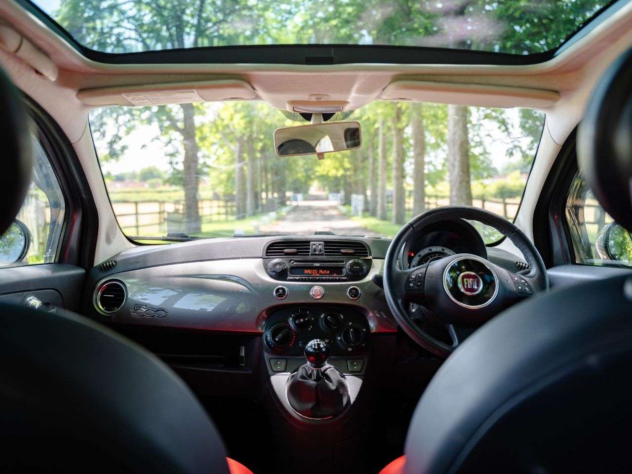 2011 FIAT 500 2011 FIAT 500