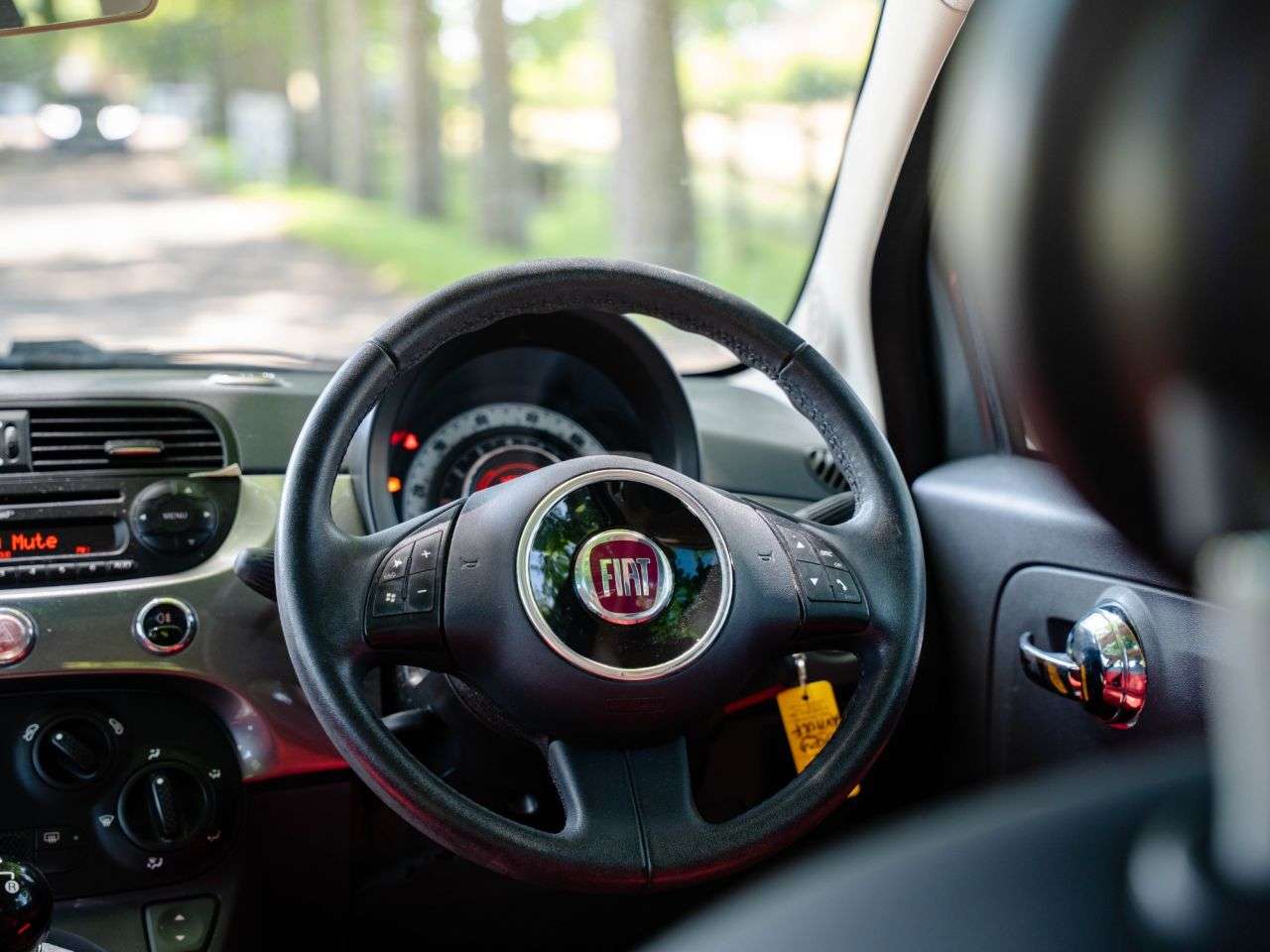 2011 FIAT 500 2011 FIAT 500