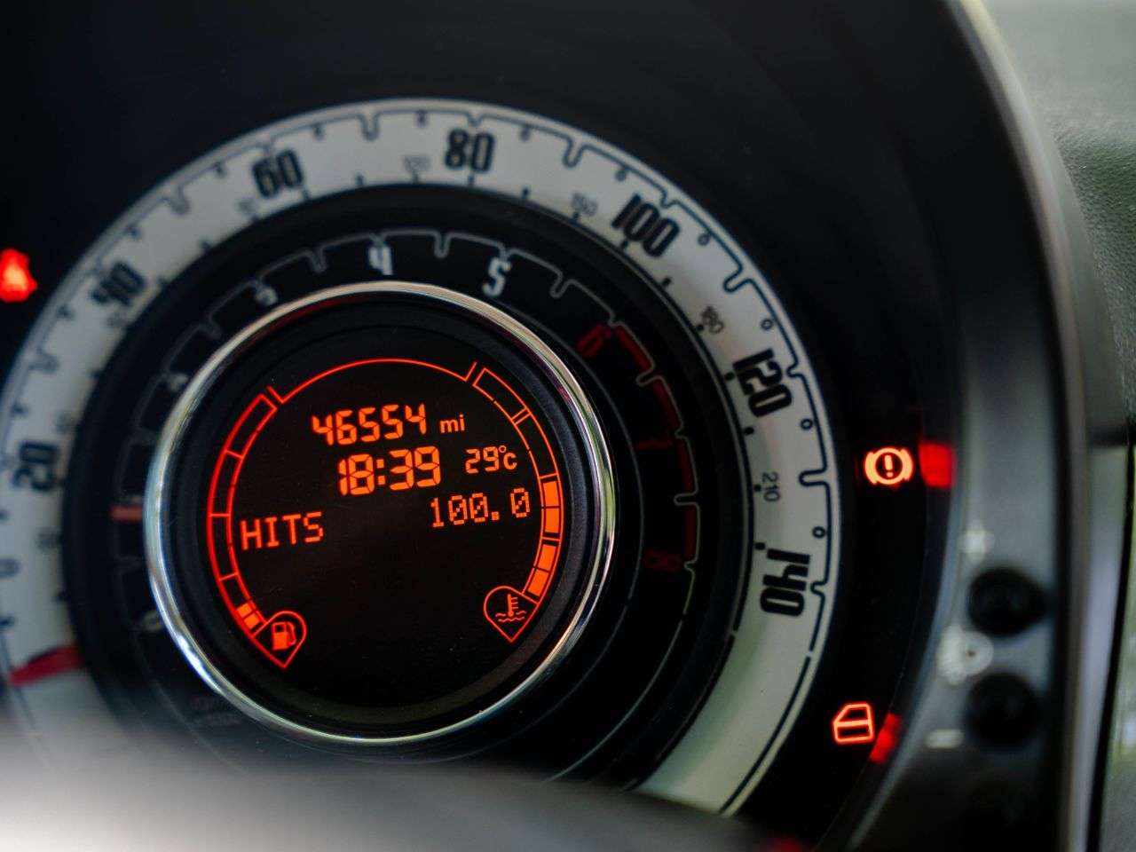 2011 FIAT 500 2011 FIAT 500