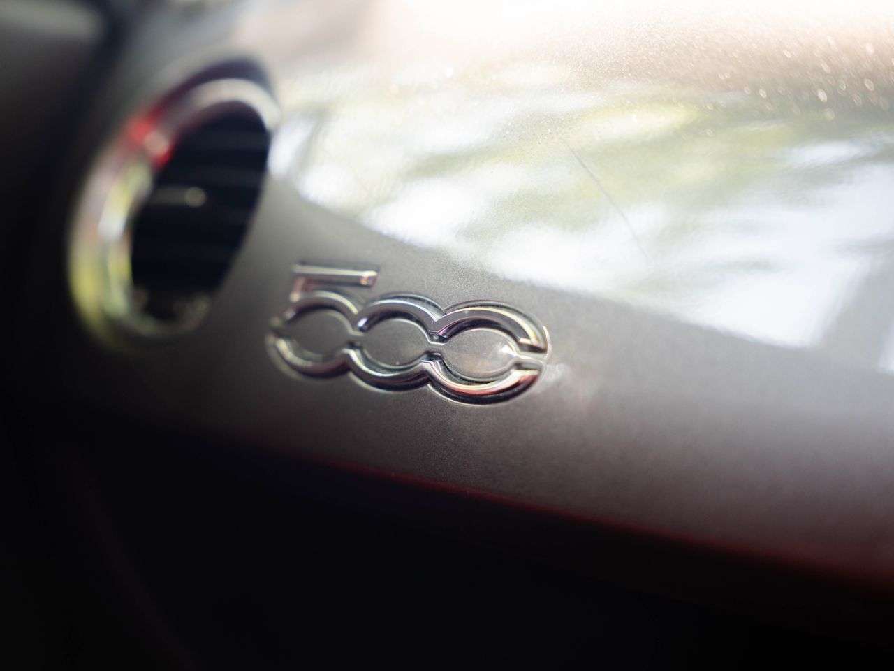 2011 FIAT 500 2011 FIAT 500