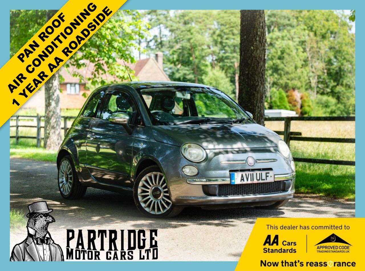 A 2011 FIAT 500 1.2 Lounge Hatchback 3dr Petrol Manual Euro 5 (s/s) (69 bhp) AIR CONDITIONI A 2011 FIAT 500 1.2 Lounge Hatchback 3dr Petrol Manual Euro 5 (s/s) (69 bhp) AIR CONDITIONI