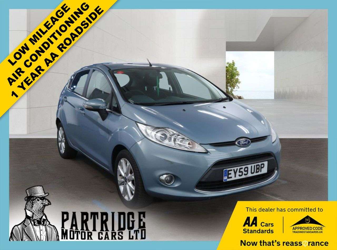 A 2009 FORD FIESTA 1.25 Zetec Hatchback 5dr Petrol Manual (133 g/km, 81 bhp) LOW MILES, AIR CO A 2009 FORD FIESTA 1.25 Zetec Hatchback 5dr Petrol Manual (133 g/km, 81 bhp) LOW MILES, AIR CO