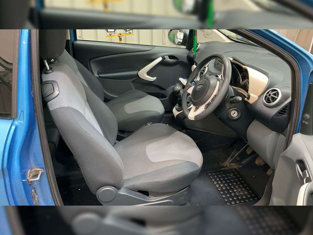 2010 FORD KA 2010 FORD KA