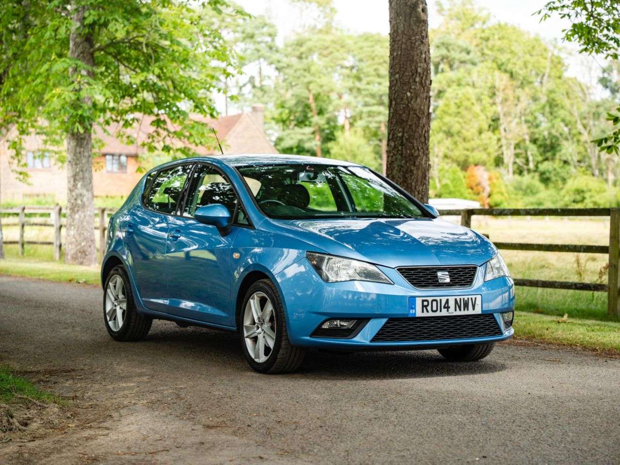 A 2014 SEAT IBIZA 1.4 Toca Hatchback 5dr Petrol Manual Euro 5 (85 ps) LOW MILEAGE, AIR CON, A A 2014 SEAT IBIZA 1.4 Toca Hatchback 5dr Petrol Manual Euro 5 (85 ps) LOW MILEAGE, AIR CON, A