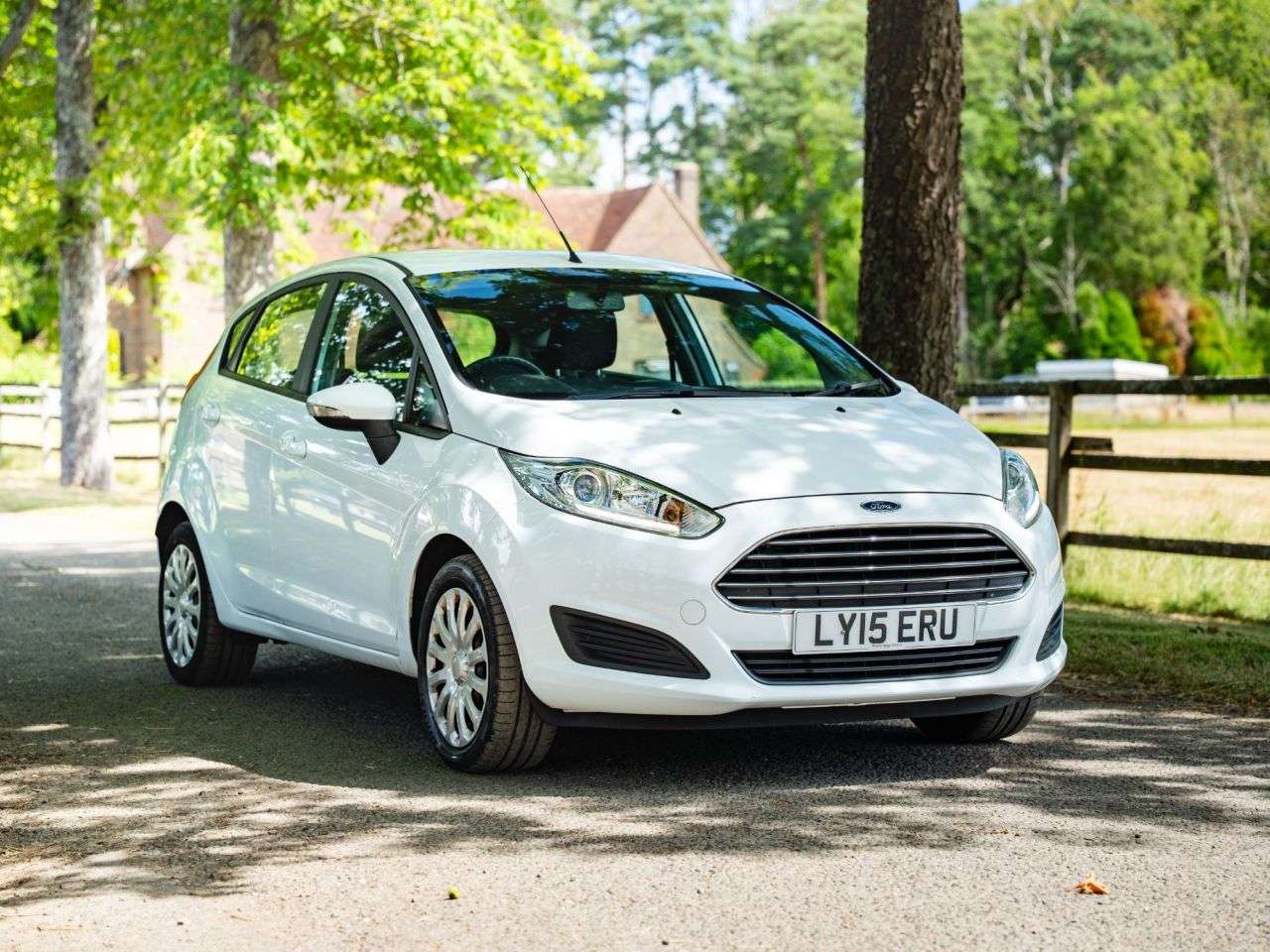 A 2015 FORD FIESTA 1.25 Style Hatchback 5dr Petrol Manual Euro 6 (82 ps) AIR CON, ALLOY WHEELS A 2015 FORD FIESTA 1.25 Style Hatchback 5dr Petrol Manual Euro 6 (82 ps) AIR CON, ALLOY WHEELS